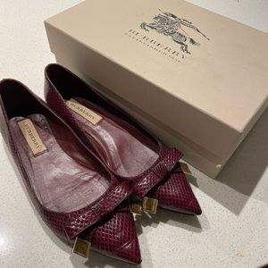 Burberry leather bow syon pointed ballerina